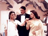 Jackie Shroff, Juhi Chawla, Amrita Singh starrer 'Aaina' turns 30 - News | Jackie Shroff, Juhi Chawla, Amrita Singh starrer 'Aaina' turns 30 | Latest entertainment News at Lokmattimes.com