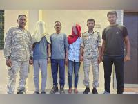 Maharashtra Police arrest 2 for 'helping' Naxalites exchange Rs 2000 notes; Rs 27 lakh cash seized - News | Maharashtra Police arrest 2 for 'helping' Naxalites exchange Rs 2000 notes; Rs 27 lakh cash seized | Latest national News at Lokmattimes.com Maharashtra Police arrest 2 for 'helping' Naxalites exchange Rs 2000 notes; Rs 27 lakh cash seized - News | Maharashtra Police arrest 2 for 'helping' Naxalites exchange Rs 2000 notes; Rs 27 lakh cash seized | Latest national News at Lokmattimes.com