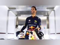 F1 Driver Daniel Ricciardo takes part in tyre test for Pirelli; drives Red Bull's car - News | F1 Driver Daniel Ricciardo takes part in tyre test for Pirelli; drives Red Bull's car | Latest other-sports News at Lokmattimes.com