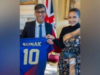 Manisha Koirala Meets United Kingdom PM Rishi Sunak (See Pics) - News | Manisha Koirala Meets United Kingdom PM Rishi Sunak (See Pics) | Latest entertainment News at Lokmattimes.com Manisha Koirala Meets United Kingdom PM Rishi Sunak (See Pics) - News | Manisha Koirala Meets United Kingdom PM Rishi Sunak (See Pics) | Latest entertainment News at Lokmattimes.com