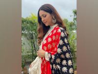 Neeti Mohan turns 42, receives birthday wishes from sisters - News | Neeti Mohan turns 42, receives birthday wishes from sisters | Latest maharashtra News at Lokmattimes.com