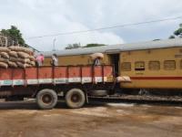 Kisan Rail transport onions from Andhra to West Bengal - News | Kisan Rail transport onions from Andhra to West Bengal | Latest international News at Lokmattimes.com