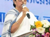 Mamata to visit Odisha this month, meeting with Naveen Patnaik likely - News | Mamata to visit Odisha this month, meeting with Naveen Patnaik likely | Latest politics News at Lokmattimes.com