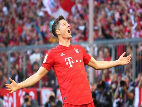Bayern won the German Super Cup on the back of Lewandowski's brilliant performance | लेवांडोवस्की के शानदार प्रदर्शन के दम पर बायर्न ने जर्मन सुपर कप जीता