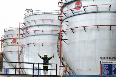 Youth commits suicide by hanging in Ballia | बलिया में युवक ने फांसी लगाकर आत्महत्या की