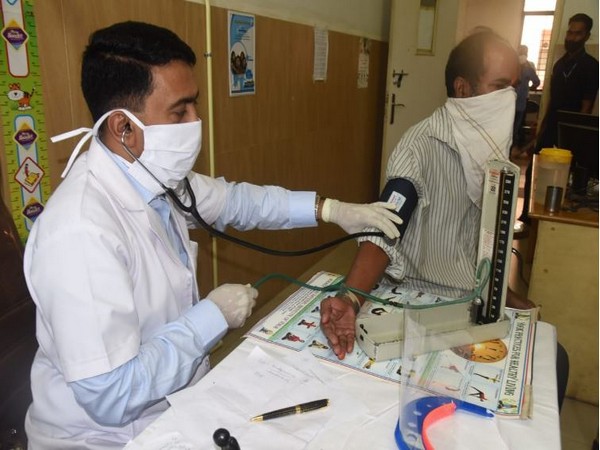 Central government should include 'right to health' in the fundamental rights of the constitution: Gehlot | 'राइट टू हेल्थ' को संविधान के मूल अधिकारों में शामिल करे केंद्र सरकार : गहलोत