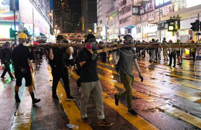 Hong Kong's pro-democracy activists accept the allegations of demonstration | हांगकांग के लोकतंत्र समर्थक कार्यकर्ताओं ने प्रदर्शन के आरोपों को किया स्वीकार