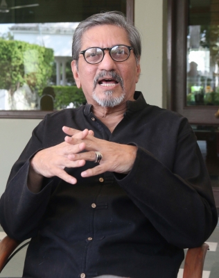 elephant crushed a man to death | हाथी ने एक व्यक्ति को कुचलकर मार डाला