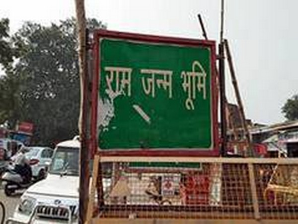 Togadia demands ban on some organizations to stop 'Talibanisation of India' | तोगड़िया ने ‘ भारत का तालिबानीकरण’ रोकने के लिए कुछ संगठनों पर प्रतिबंध लगाने की मांग की