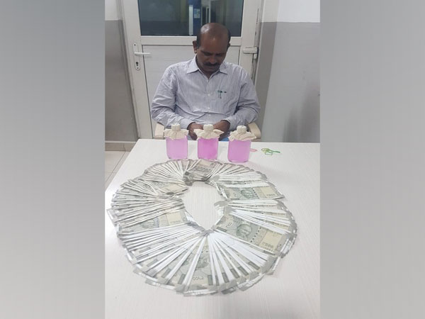 Police Officer in Jaipur arrested taking bribe of 40 thousand rupees | जयपुर में थानाधिकारी 40 हजार रुपये की रिश्वत लेते गिरफ्तार