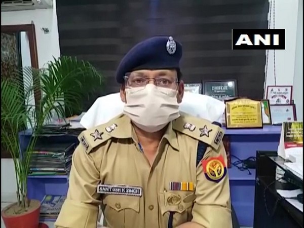 धरना प्रदर्शन के नाम पर उगाही और पुलिस पर हमला करने के आरोप में 15 गिरफ्तार - Hindi News | 15 arrested for extortion and attacking police in the name of protest demonstration | Latest india News at Lokmatnews.in