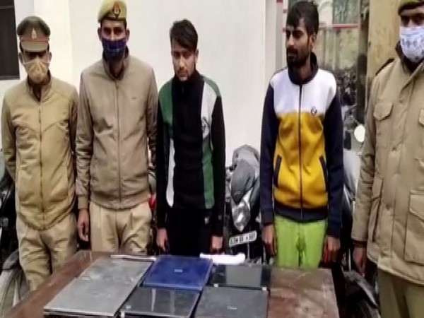 Two miscreants arrested after encounter with police in Noida | नोएडा में पुलिस के साथ मुठभेड़ के बाद दो बदमाश गिरफ्तार
