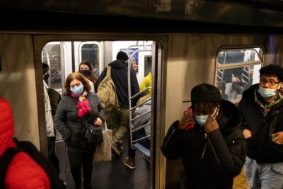 तूफान ‘इडा’ के प्रभाव से न्यूयार्क में भारी बारिश, क्षेत्र में कम से कम नौ व्यक्तियों की मौत - Hindi News | Heavy rain in New York due to the effects of Hurricane Ida, at least nine people died in the area | Latest world News at Lokmatnews.in