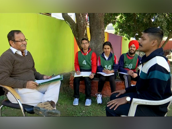 लिट्टे पर फैसले के संदर्भ में श्रीलंका ने ब्रिटिश सरकार के साथ साझेदारी की वकालत की - Hindi News | Sri Lanka advocated partnership with the British government in the context of the decision on LTTE | Latest world News at Lokmatnews.in