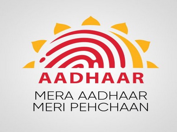 No hindrance in linking Aadhaar with PAN, EPFO: UIDAI | आधार को पैन, ईपीएफओ से जोड़ने की सुविधा में कोई रुकावट नहीं: यूआईडीएआई