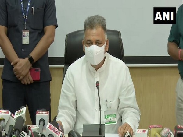 मध्य प्रदेश में छठी से बारहवीं कक्षा तक के स्कूल एक सितंबर से खुलेंगे - Hindi News | Schools from class VI to XII will open in Madhya Pradesh from September 1 | Latest india News at Lokmatnews.in