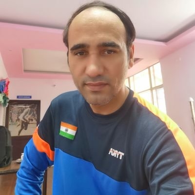 To succeed in Paralympics, Singhraj Adana had made a range at home | पैरालंपिक में सफल होने के लिये घर में रेंज बना दिया था सिंहराज अडाना ने