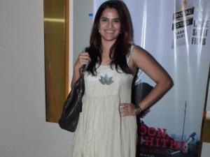 Sona Mohapatra opens up on victim blaming | Sona Mohapatra opens up on victim blaming | English.Lokmat.Com