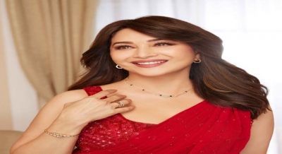 A Bulgari Mangalsutra is Madhuri Dixit Nene and Shibani Dandekar's choice  for Karwachauth 