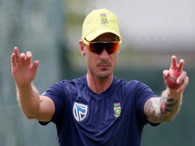 "Stuck with Plan A for too long": Steyn on India's bowling on Day 2