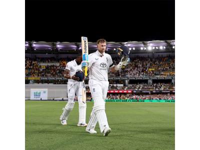 "Played the innings of his life": Atherton hails Root following his maiden Test ton in Australia