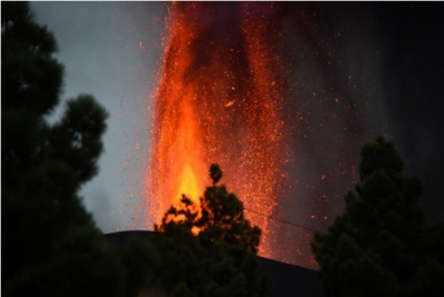 36 quakes hit Spanish island amid volcanic eruption | 36 quakes hit Spanish island amid volcanic eruption