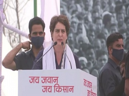 Congress to back farmers' protest even if it goes on for 100 weeks: Priyanka Gandhi | Congress to back farmers' protest even if it goes on for 100 weeks: Priyanka Gandhi