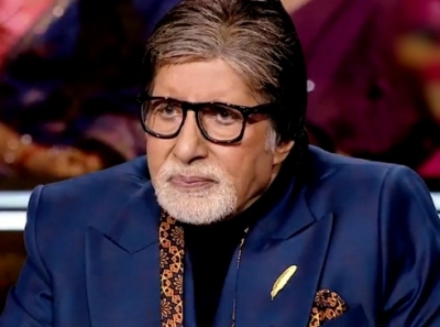 Big B gets a special painting from 'KBC 14' contestant | Big B gets a special painting from 'KBC 14' contestant