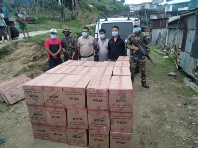 Foreign cigarettes smuggled from Myanmar seized in Mizoram | Foreign cigarettes smuggled from Myanmar seized in Mizoram
