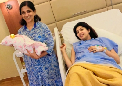 Actress Pranitha pens appreciation post for doctor mom | Actress Pranitha pens appreciation post for doctor mom