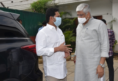 Andhra CM invites Union Jal Shakti Minister to visit Polavaram | Andhra CM invites Union Jal Shakti Minister to visit Polavaram