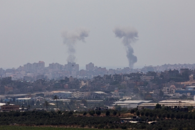 Gaza militants fire projectiles towards Israel after tensions at Al-Aqsa | Gaza militants fire projectiles towards Israel after tensions at Al-Aqsa