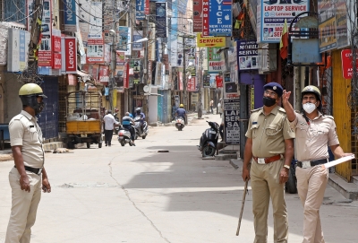 Tension prevails in K'taka border town as protest turns violent | Tension prevails in K'taka border town as protest turns violent