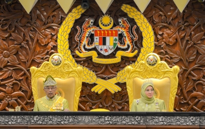 Malay Parliament convenes amid new political alignment | Malay Parliament convenes amid new political alignment