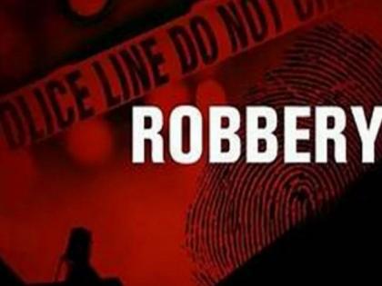 Gujarat techie looted of Rs 5 cr in Jharkhand | Gujarat techie looted of Rs 5 cr in Jharkhand
