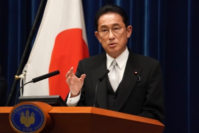 Japanese PM unhurt after smoke bomb thrown during speech | Japanese PM unhurt after smoke bomb thrown during speech