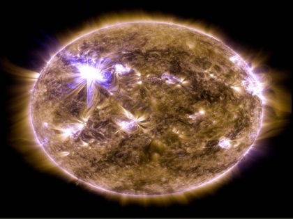 NASA Sun data helps new model predict big solar flares | NASA Sun data helps new model predict big solar flares