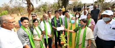 Nagarjuna adopts 1,080 acres of forest land near Hyderabad | Nagarjuna adopts 1,080 acres of forest land near Hyderabad