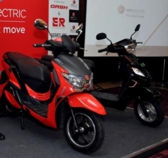 Hero Electric, Jio-bp to boost 2-wheeler EV adoption, battery swapping infra | Hero Electric, Jio-bp to boost 2-wheeler EV adoption, battery swapping infra