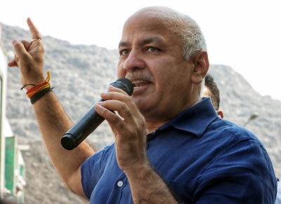 Sisodia wanted access to files of Delhi liquor deals, OSD's letter surfaces | Sisodia wanted access to files of Delhi liquor deals, OSD's letter surfaces