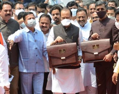 Maha govt presents Rs 24,353 cr deficit budget for 2022-2023 | Maha govt presents Rs 24,353 cr deficit budget for 2022-2023 Maha govt presents Rs 24,353 cr deficit budget for 2022-2023 | Maha govt presents Rs 24,353 cr deficit budget for 2022-2023
