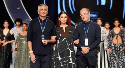 Dia Mirza champions sustainable fashion | Dia Mirza champions sustainable fashion