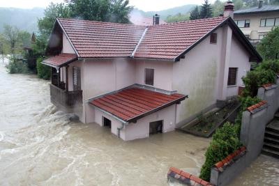 Croatia to help Bosnia and Herzegovina repair floods-damaged railway line | Croatia to help Bosnia and Herzegovina repair floods-damaged railway line Croatia to help Bosnia and Herzegovina repair floods-damaged railway line | Croatia to help Bosnia and Herzegovina repair floods-damaged railway line