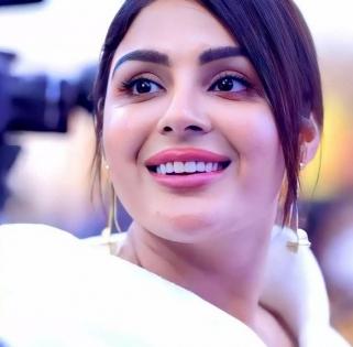 South sensation Samyuktha Menon's latest photoshoot oozes oomph | South sensation Samyuktha Menon's latest photoshoot oozes oomph South sensation Samyuktha Menon's latest photoshoot oozes oomph | South sensation Samyuktha Menon's latest photoshoot oozes oomph
