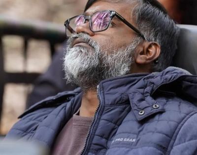 Life is all about enjoying small joys, says Selvaraghavan | Life is all about enjoying small joys, says Selvaraghavan