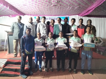 Girls from Naxal affected Kondagaon among six selected for Chhattisgarh archery team | Girls from Naxal affected Kondagaon among six selected for Chhattisgarh archery team