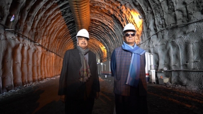 Gadkari inspects Zojila Tunnel to establish all weather connectivity for Ladakh | Gadkari inspects Zojila Tunnel to establish all weather connectivity for Ladakh