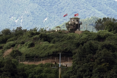N.Korea's military threatens to re-enter disarmed border areas | N.Korea's military threatens to re-enter disarmed border areas