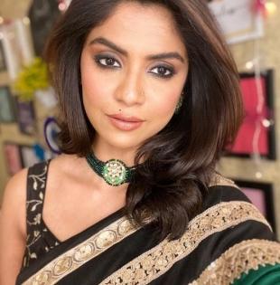 Sayantani Ghosh completes one year in 'Tera Yaar Hoon Main' | Sayantani Ghosh completes one year in 'Tera Yaar Hoon Main'