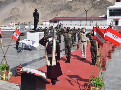 Ladakh LG RK Mathur celebrates 75th Independence Day with Indian Army in Leh | Ladakh LG RK Mathur celebrates 75th Independence Day with Indian Army in Leh